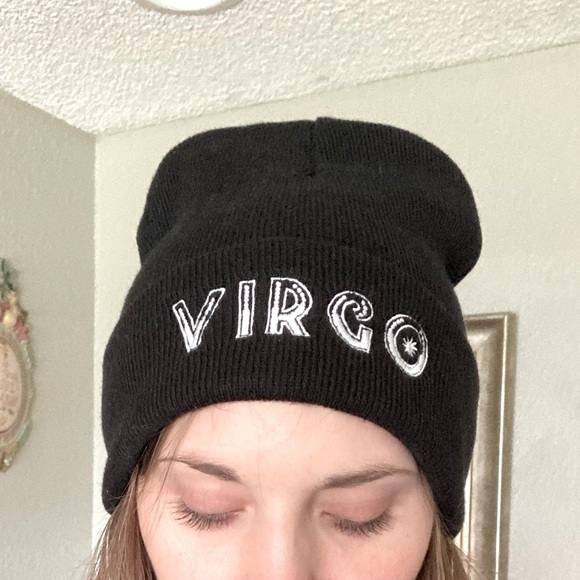 🌚✨Virgo beanie✨ - Picture 2 of 4
